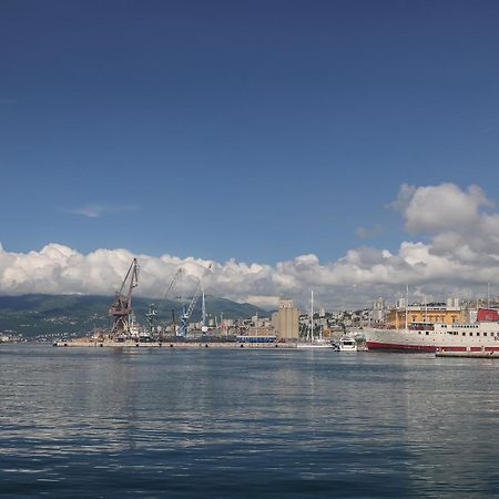 Residence Inn Rijeka Ngoại thất bức ảnh